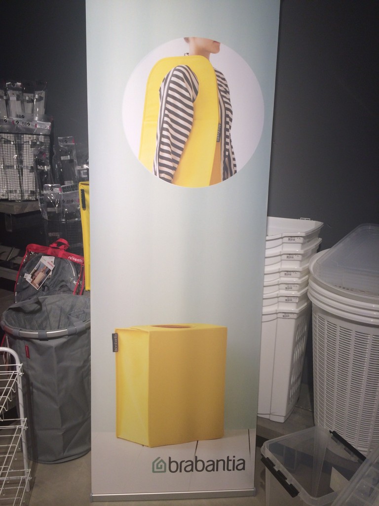 Tvättkorg över axeln