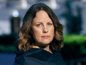 Brita Hahne Smpl - Organiserad enkelhet